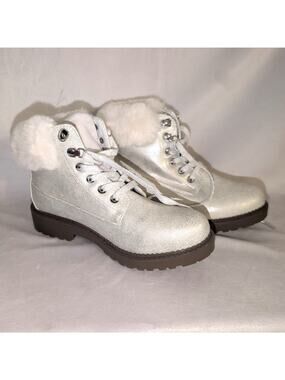 Women's Chelsea Faux Fur Ankel Boots Cream 8M Excellent